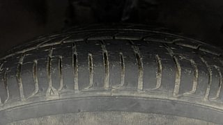 Used 2016 hyundai i10 Sportz 1.1 Petrol Petrol Manual tyres RIGHT FRONT TYRE TREAD VIEW