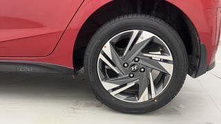 Used 2021 Hyundai New i20 Asta (O) 1.5 MT Dual Tone Diesel Manual tyres LEFT REAR TYRE RIM VIEW