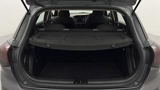 Used 2020 Hyundai Elite i20 [2018-2020] Sportz Plus 1.2 Petrol Manual interior DICKY INSIDE VIEW