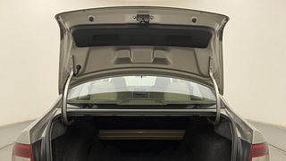 Used 2014 Skoda Rapid [2011-2016] Elegance Diesel MT Diesel Manual interior DICKY DOOR OPEN VIEW
