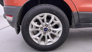 Used 2016 Ford EcoSport [2015-2017] Titanium 1.5L TDCi Diesel Manual tyres RIGHT REAR TYRE RIM VIEW