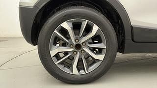 Used 2019 Mahindra XUV 300 W8 (O) Diesel Diesel Manual tyres RIGHT REAR TYRE RIM VIEW