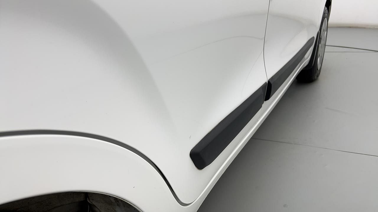 Used 2021 Maruti Suzuki Wagon R 1.2 [2019-2022] ZXI Petrol Manual dents MINOR SCRATCH