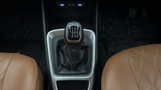 Used 2021 Hyundai Venue [2019-2022] SX 1.0  Turbo iMT Petrol Manual interior GEAR  KNOB VIEW