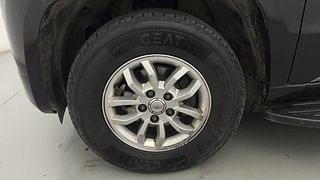 Used 2018 Mahindra TUV300 [2015-2020] T8 mHAWK100 Diesel Manual tyres LEFT FRONT TYRE RIM VIEW