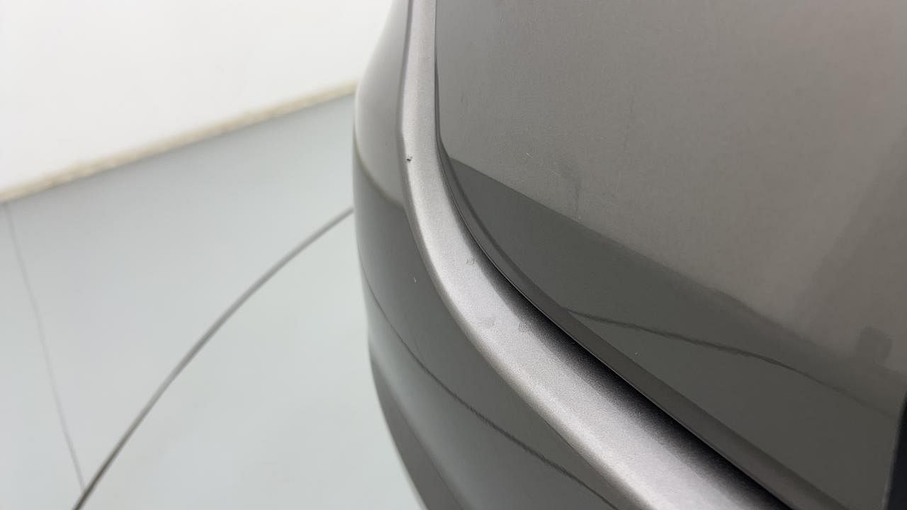 Used 2017 Datsun Redi-GO [2015-2019] S Petrol Manual dents MINOR SCRATCH