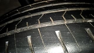 Used 2015 Hyundai Creta [2015-2018] 1.6 SX Plus Auto Diesel Automatic tyres RIGHT FRONT TYRE TREAD VIEW