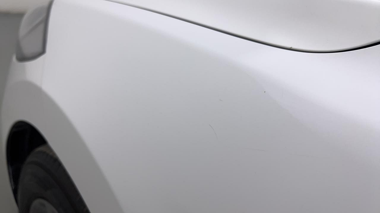 Used 2016 Hyundai Elantra [2016-2022] 2.0 SX(O) AT Petrol Automatic dents MINOR SCRATCH