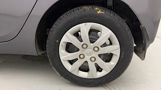 Used 2016 Hyundai Eon [2011-2018] Magna + Petrol Manual tyres LEFT REAR TYRE RIM VIEW