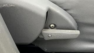 Used 2013 Maruti Suzuki Alto 800 [2012-2016] Lxi Petrol Manual top_features Seat adjustment