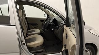 Used 2015 Hyundai i10 [2010-2016] Era Petrol Petrol Manual interior RIGHT SIDE FRONT DOOR CABIN VIEW