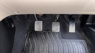 Used 2019 Hyundai New Santro 1.1 Sportz MT Petrol Manual interior PEDALS VIEW