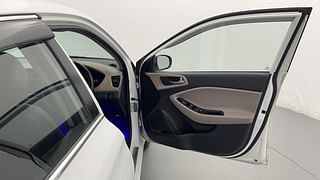 Used 2018 Hyundai Elite i20 [2018-2020] Asta 1.2 Petrol Manual interior RIGHT FRONT DOOR OPEN VIEW