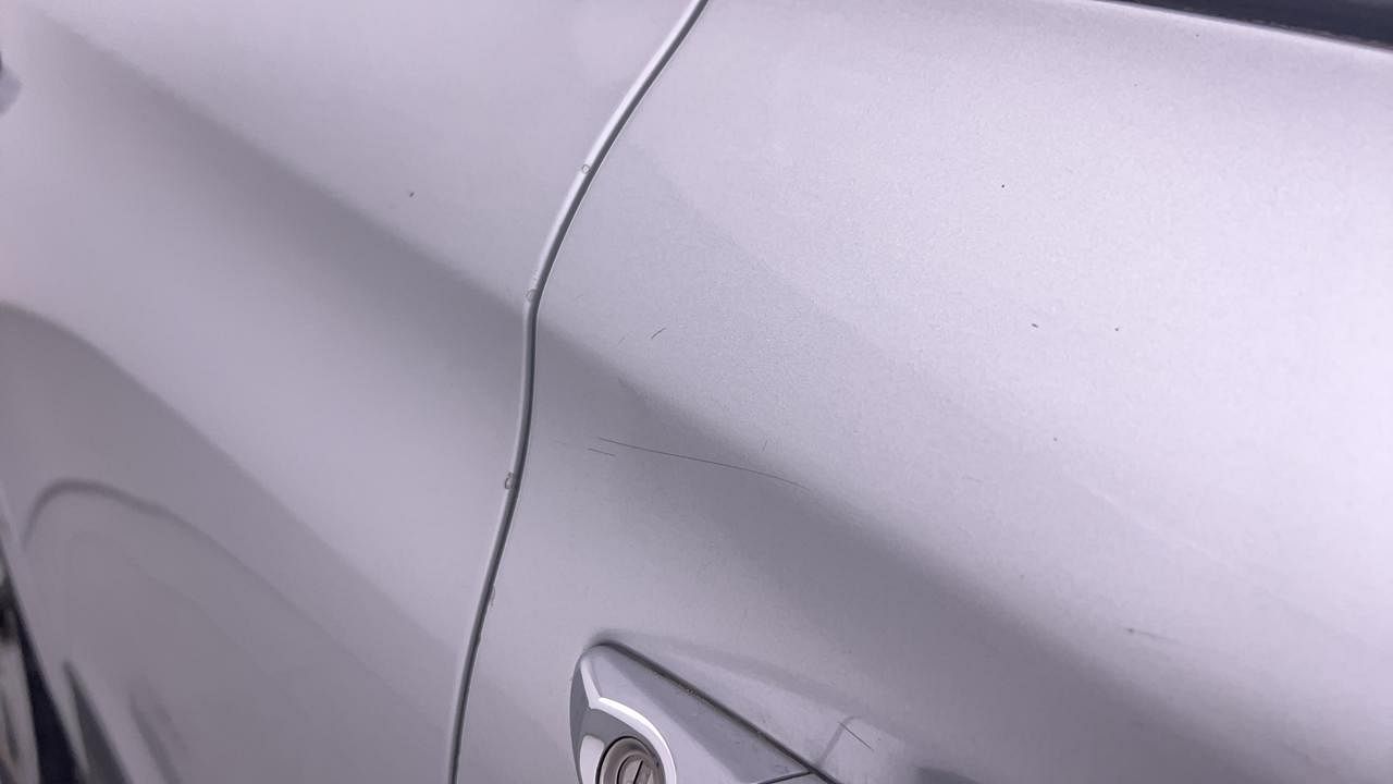 Used 2016 Hyundai Elite i20 [2014-2018] Asta 1.4 CRDI (O) Diesel Manual dents MINOR SCRATCH