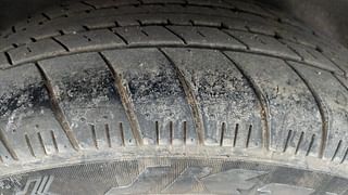 Used 2014 Renault Scala [2012-2018] RxL Diesel Diesel Manual tyres RIGHT REAR TYRE TREAD VIEW