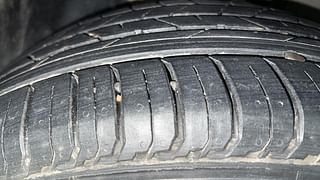 Used 2022 Hyundai New i20 Asta (O) 1.2 MT Petrol Manual tyres LEFT FRONT TYRE TREAD VIEW