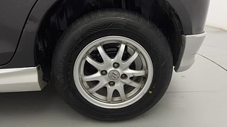 Used 2017 Maruti Suzuki Swift [2014-2017] LXI (O) Petrol Manual tyres LEFT REAR TYRE RIM VIEW