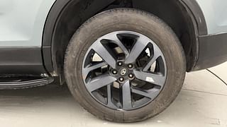 Used 2022 Tata Safari XZA Plus Adventure Diesel Automatic tyres LEFT REAR TYRE RIM VIEW