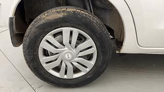 Used 2018 Datsun Redi-GO [2015-2019] T(O) 1.0 Petrol Manual tyres RIGHT REAR TYRE RIM VIEW