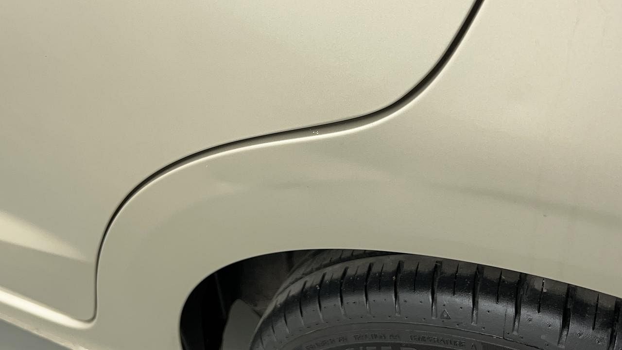 Used 2020 Ford Figo Aspire [2019-2021] Titanium Plus 1.2 Ti-VCT Petrol Manual dents MINOR SCRATCH