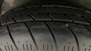 Used 2011 Hyundai i20 [2008-2012] Magna 1.2 Petrol Manual tyres RIGHT REAR TYRE TREAD VIEW