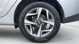 Used 2020 Hyundai Aura [2020-2022] SX Plus 1.2 AMT CRDI Diesel Automatic tyres LEFT REAR TYRE RIM VIEW