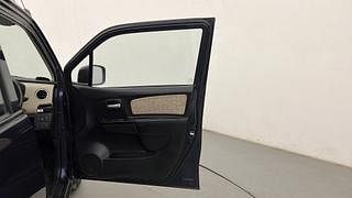 Used 2017 Maruti Suzuki Wagon R 1.0 [2010-2019] VXi Petrol Manual interior RIGHT FRONT DOOR OPEN VIEW