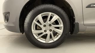 Used 2012 Maruti Suzuki Swift [2011-2017] ZXi Petrol Manual tyres LEFT FRONT TYRE RIM VIEW