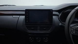 Used 2022 Renault Kiger RXZ Turbo CVT Dual Tone Petrol Automatic interior MUSIC SYSTEM & AC CONTROL VIEW
