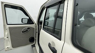 Used 2019 Mahindra Scorpio [2017-2020] S3 Diesel Manual interior LEFT FRONT DOOR OPEN VIEW