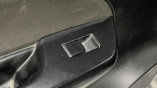 Used 2014 Maruti Suzuki Swift [2011-2017] VDi Diesel Manual top_features Rear power window