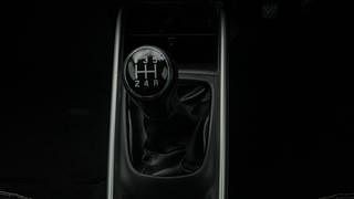 Used 2018 Maruti Suzuki Baleno [2015-2019] Zeta Petrol Petrol Manual interior GEAR  KNOB VIEW
