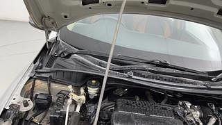 Used 2015 Honda City [2014-2017] VX (O) MT Petrol Manual engine ENGINE RIGHT SIDE HINGE & APRON VIEW