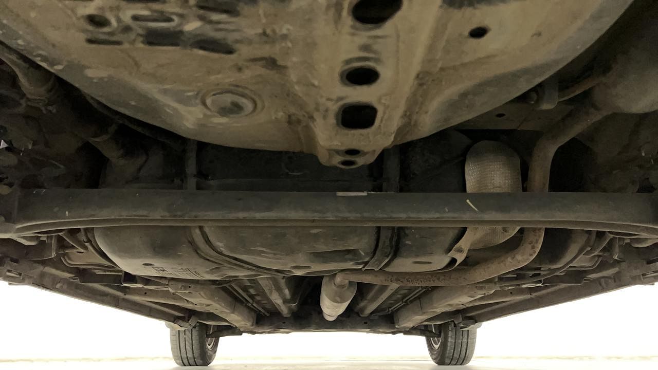 Used 2014 Maruti Suzuki Swift [2011-2015] ZXi ABS Petrol Manual extra REAR UNDERBODY VIEW (TAKEN FROM REAR)