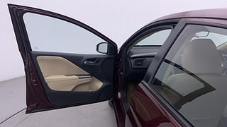 Used 2016 Honda City [2014-2017] V Petrol Manual interior LEFT FRONT DOOR OPEN VIEW