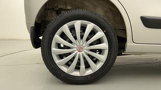 Used 2016 Maruti Suzuki Wagon R 1.0 [2010-2019] VXi Petrol Manual tyres RIGHT REAR TYRE RIM VIEW