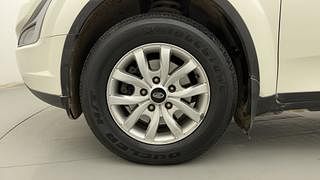 Used 2018 Mahindra XUV500 [2015-2018] W10 AT Diesel Automatic tyres LEFT FRONT TYRE RIM VIEW