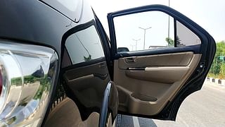 Used 2014 Toyota Fortuner [2012-2016] 3.0 4x2 AT Diesel Automatic interior RIGHT REAR DOOR OPEN VIEW