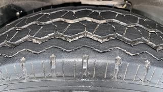 Used 2021 Maruti Suzuki Eeco STD 7 STR Petrol Manual tyres RIGHT FRONT TYRE TREAD VIEW