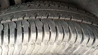 Used 2013 Maruti Suzuki Swift Dzire VXi 1.2 BS-IV Petrol Manual tyres RIGHT REAR TYRE TREAD VIEW