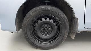 Used 2012 Toyota Etios Liva [2010-2017] G Petrol Manual tyres LEFT FRONT TYRE RIM VIEW