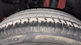 Used 2019 Maruti Suzuki Swift [2017-2021] VXI AMT Petrol Automatic tyres LEFT REAR TYRE TREAD VIEW