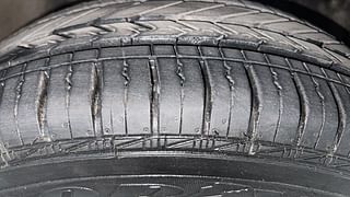 Used 2011 Volkswagen Polo [2010-2014] Comfortline 1.2L (P) Petrol Manual tyres RIGHT FRONT TYRE TREAD VIEW