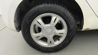 Used 2010 Hyundai i20 [2008-2012] Asta 1.2 ABS Petrol Manual tyres RIGHT REAR TYRE RIM VIEW