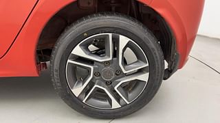 Used 2021 Tata Tiago Revotron XZ Plus Petrol Manual tyres LEFT REAR TYRE RIM VIEW