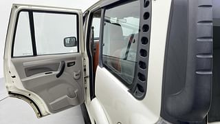 Used 2017 Mahindra Scorpio [2016-2017] S10 1.99 Diesel Manual interior LEFT REAR DOOR OPEN VIEW