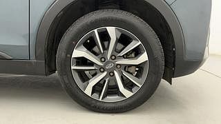 Used 2019 Mahindra XUV 300 W8 (O) Dual Tone Diesel Diesel Manual tyres RIGHT FRONT TYRE RIM VIEW