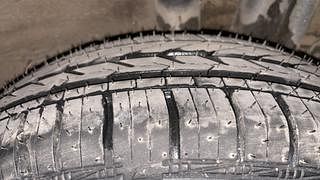 Used 2014 Hyundai Grand i10 [2013-2017] Asta 1.1 CRDi Diesel Manual tyres LEFT REAR TYRE TREAD VIEW