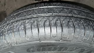 Used 2013 Maruti Suzuki Wagon R 1.0 [2010-2019] LXi Petrol Manual tyres RIGHT FRONT TYRE TREAD VIEW