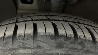 Used 2022 Hyundai Grand i10 Nios Sportz 1.2 Kappa VTVT CNG Petrol+cng Manual tyres LEFT FRONT TYRE TREAD VIEW
